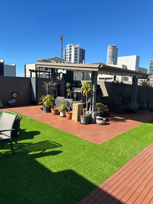 <b>Artificial Grass Tiles</b> - Premium Interlocking Turf | DECKO (300x300x20mm)